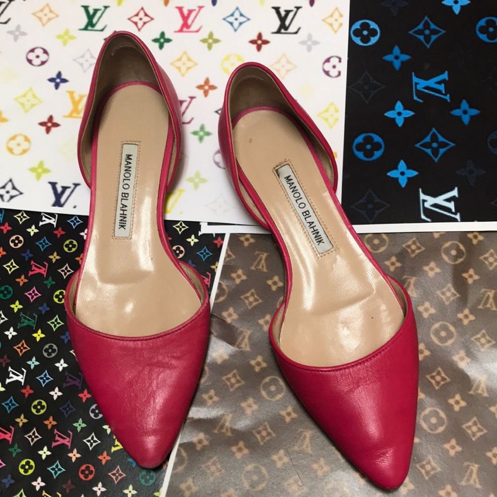 Manolo Blahnik Pink Pointed-Toe D'Orsay Flats